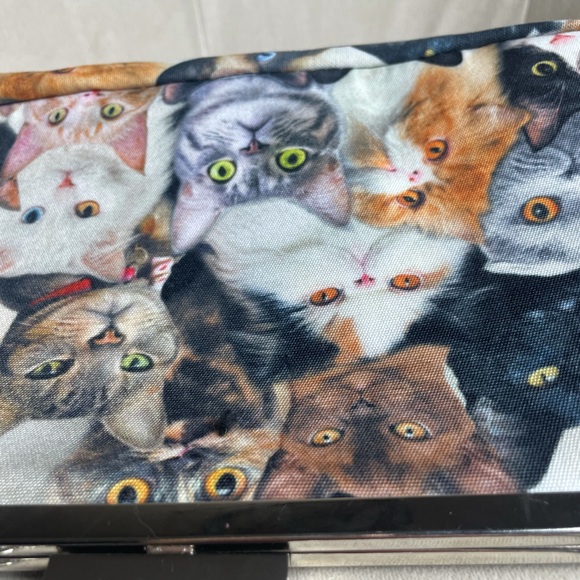 Cat Lady All Over Cat Face Collage Hand Bag With Chain - Picture 6 of 11